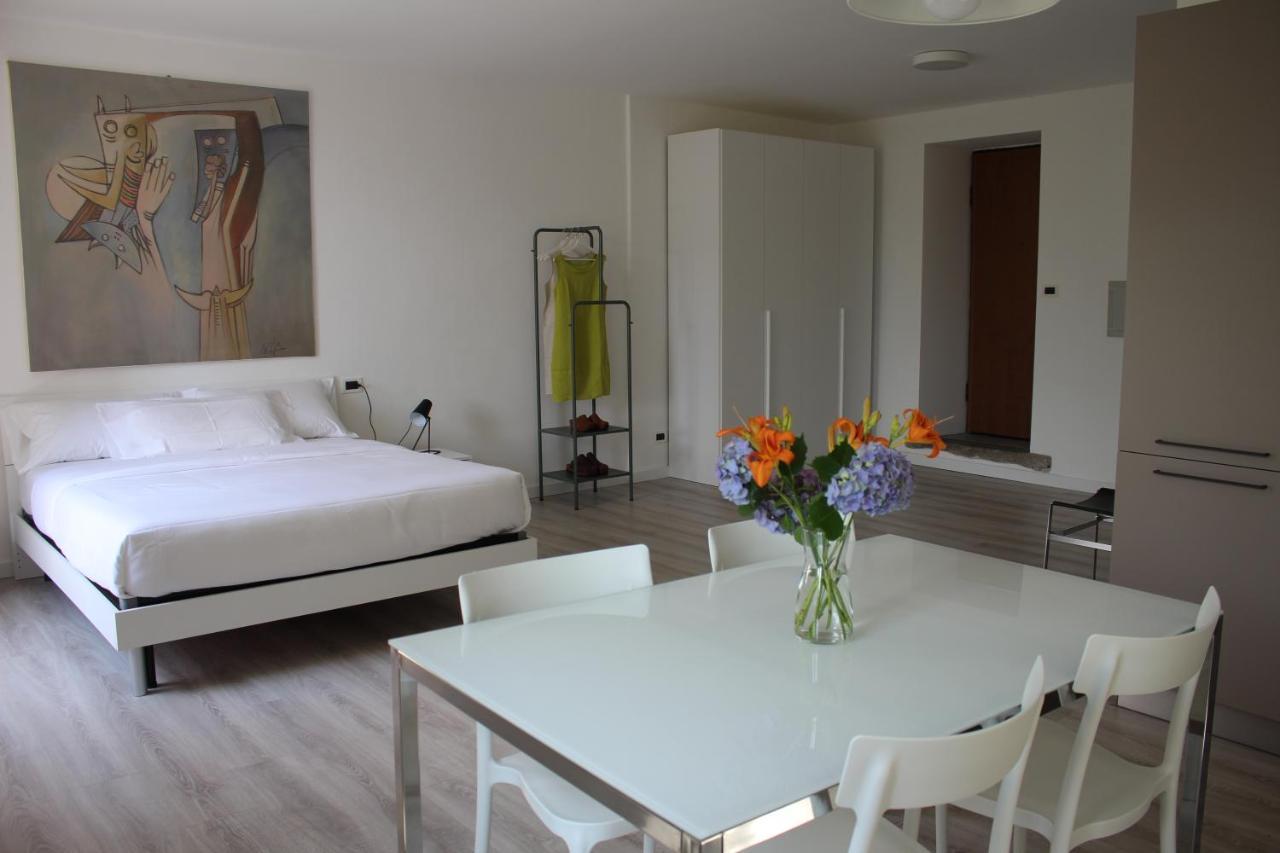 Le Campane Studio Apartment Белладжо Экстерьер фото